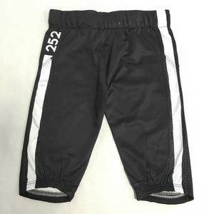 Uniformes de football américain personnalisés pour jeunes, de haute qualité, durables et confortables, en tissu twill, fabriqués en Amérique - Product Image 5