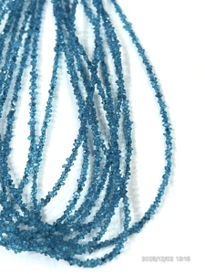 Cuentas de Apatita Azul Neón Natural de Calidad AAA, Recubiertas de Cuarzo Diamante Herkimar, Tamaño 2-3 mm - Product Image 3