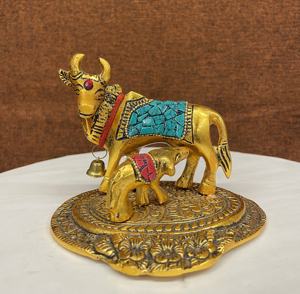 Statue de vache avec mollet de 4 pouces, décoration indienne artisanale, travail de pierre pour cadeau de retour, cadeaux antiques en métal - Product Image 3