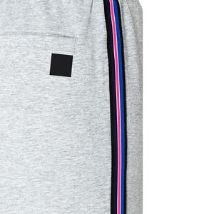 กางเกงวอร์มลำลองขายาวของผู้ชายแนวสตรีทพร้อมดีไซน์แบบเรียงซ้อนโลโก้ตามสั่งระบายอากาศได้ดีเป็นมิตรกับสิ่งแวดล้อม - Product Image 4