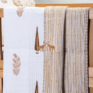 Edredón de bebé de algodón orgánico de alta calidad con estampado personalizado con estampado de hojas suave hecho a mano para uso versátil en el Hotel doméstico para el invierno - Product Image 3