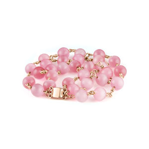 Bracelet triple perles de verre roses pour femme Rejected Hearts Club avec fermoir magnétique plaqué or rose sur fil de cuivre, style classique - Product Image 1