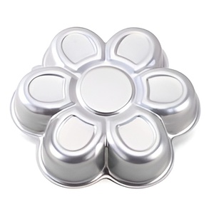 Decorative Beautiful Cake <b>Mold</b> Baking Pan Kitchen Bakeware Baking Cake Pan for Home Birthday Party Wedding - Product Image 4