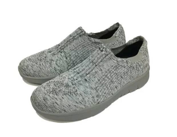 สีเทา/สีดำ