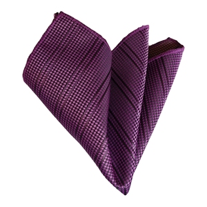 Pañuelo de Bolsillo Tejido Jacquard Morado y Pata De Gallo - Product Image 2