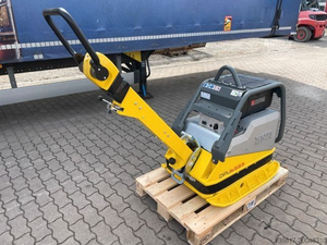 Compacteur de sol Wacker Neuson d'occasion en fonte ductile, moteur Honda GX160, pompe 6,8 kW, faible entretien, haute efficacité - Product Image 1