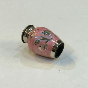Urnas de cremación para adultos de aluminio con diseño Floral grabado de estilo americano, tarro antiguo para cenizas de cremación, proveedor directo de India - Product Image 3