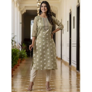 Kurti droit brodé pour femmes, vente chaude, pour les fêtes ou les occasions festives et décontractées, disponible au meilleur prix - Product Image 1