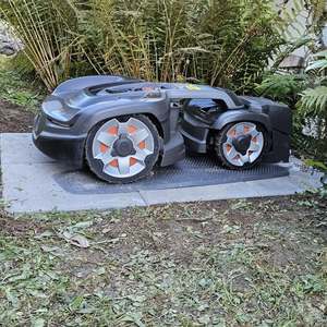 1200mm/1000mm 800mm llegada Mini granja Mayal cortacésped RC hogar robótico Diesel Power Crawler cortacésped para la venta - Product Image 5