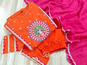 Vestido bordado de viscosa naranja Anarkali, ropa étnica india acampanada larga para mujer con mangas completas Dupatta para bodas, festivales - Product Image 4