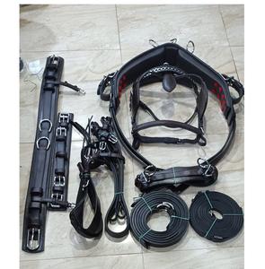 Ensemble de harnais pour chevaux pour un confort ultime et un contrôle Ensemble de harnais pour chevaux artisanaux pour une course et une équitation sûres - Product Image 1
