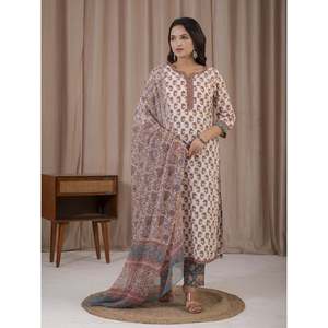 Conjunto de Kurta y Pantalón de Algodón con Estampado a Mano en Blanco y Rosa para Primavera - Product Image 4