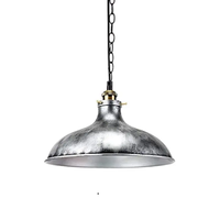 Lampe suspendue en métal de conception populaire décoration de bar de restaurant de café avec du verre pour la décoration de chambre