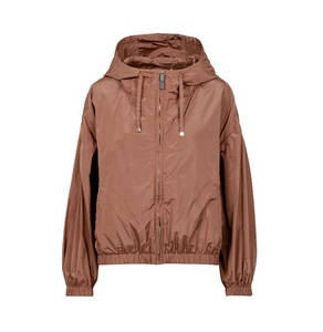 Chaqueta Cortavientos Impermeable de Último Diseño para Mujer, Transpirable, Elegante, con Logotipo Personalizado en el Mejor Diseño - Product Image 5