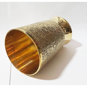 Taza Julep de menta de latón con diseño de flores Con capacidad de 12 onzas. - Product Image 2