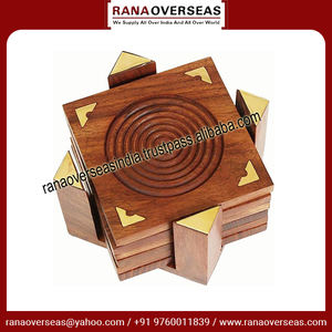 Ensemble de sous-verres en noyer en bois fait à la main de haute qualité avec support ensemble de 6 pour tasses à thé tasses à café et verres à eau - Product Image 4