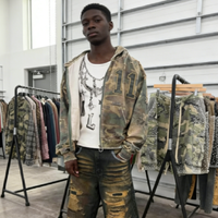 Sweat à capuche camouflage personnalisé, effet délavé, zippé, broderie et impression, style vintage streetwear, coupe oversize en coton