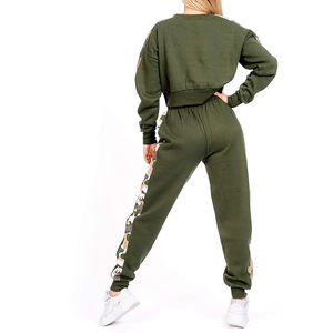 Custom Logo Sportswear Wholesale Rate Fleece <b>Jogger</b> Sets Tracksuit For <b>Women</b> Breathable Plain Crop Hoodie And Sweatpants 2026 - Product Image 4