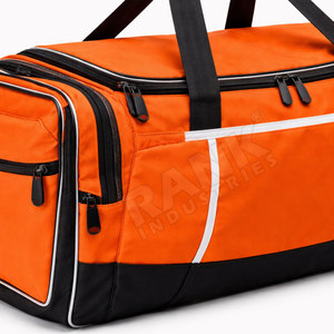 Sacs de hockey sur glace spacieux, grande capacité, fabriqués en matériau résistant pour le rangement de l'équipement - Product Image 5