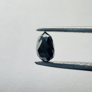 พลอยบริโอเลต VVS2 ความใสระดับแล็บ ผลิตในห้องปฏิบัติการ เหมาะสำหรับงานประดิษฐ์เครื่องประดับ โครงสร้างสวยงาม ระยิบระยับอย่างสม่ำเสมอ - Product Image 1