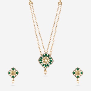 Collier de mariage Kundan élégant et éblouissant - Product Image 1
