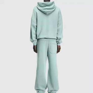Ensemble de survêtement unisexe vert clair à capuche, manches longues, couleur unie, coupe décontractée, 100% coton, pour l'automne, avec poches latérales - Product Image 4