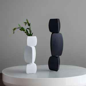 Vase en métal nordique le plus vendu pour la décoration de bureau et la décoration de salon disponibles au meilleur prix - Product Image 5