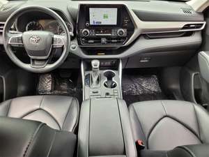 Très performant 2024 pour Highlander XLE AWD SUV 400+PS 500+Nm Automatique Sièges en cuir 5 places TPMS Caméra arrière Toit ouvrant - Product Image 5