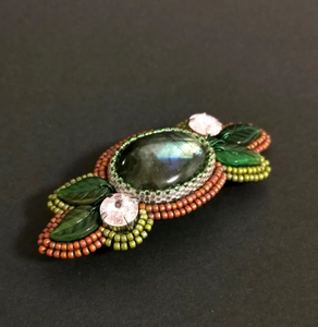 Pinza de pelo Floral de piedras preciosas con cuentas para mujer con pelo largo, estilo de fiesta de plástico ecológico, regalo de cumpleaños perfecto para prometida - Product Image 1