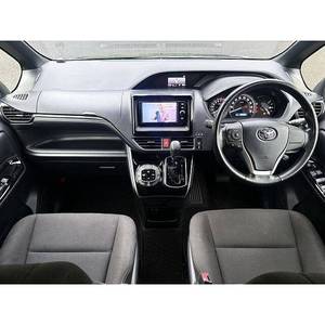 Toyota Esquire XI 2017 - Conduite à droite - Automatique - Essence - Turbo - Product Image 2