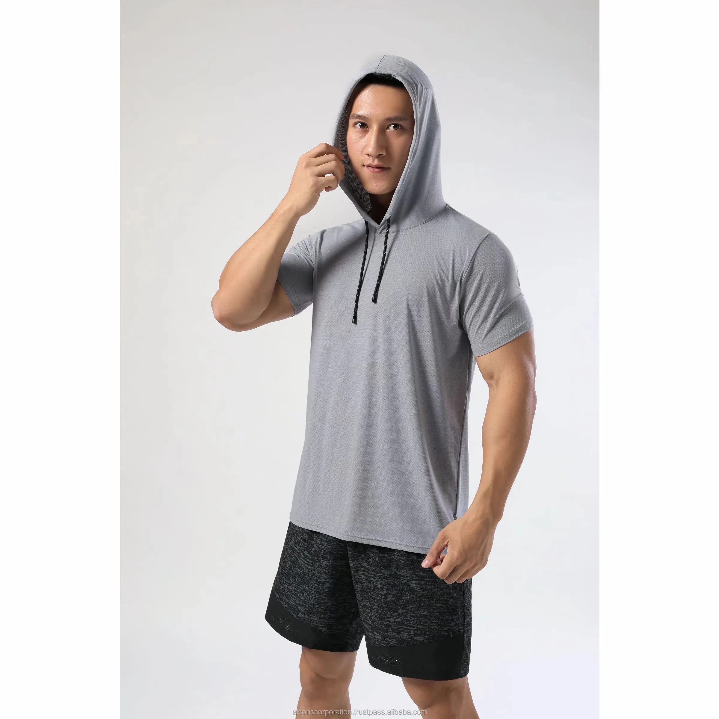 Mùa hè mới của nam giới đội mũ trùm đầu T-Shirt rắn màu sắc bảo hiểm Rủi Ro mỏng phù hợp với ngắn tay áo Hoody kích thước lớn thời trang giản dị áo hoodies