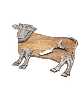 Bandeja de madera para servir, plato de charcutería, tabla de quesos con cuchillo, Plato decorativo en forma de vaca, tamaño personalizado, color de madera Natural - Product Image 1
