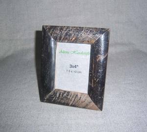 กรอบรูปไม้ตกแต่งสไตล์โมเดิร์น ขัดเงา ประดับด้วยเขาควายสีเบจ ออกแบบศิลปะรักษ์โลกสั่งทำพิเศษ ขายส่ง - Product Image 2