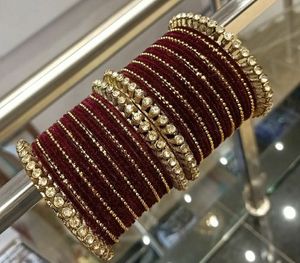 Bracelets de mode pour femmes d'inspiration indienne/pakistanaise prix de gros ensembles de Churiya conception de bijoux élégants - Product Image 3