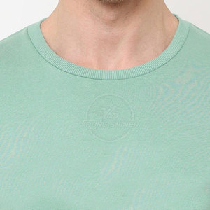 Traje deportivo resistente al viento, hecho de algodón duradero, con logotipo personalizado, hecho en Pakistán, estilo único. - Product Image 6