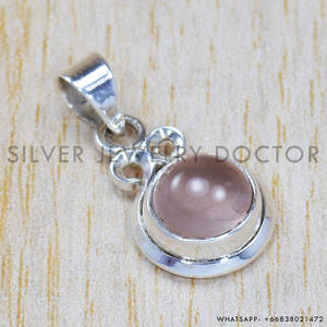 Colgante de Cuarzo Rosa Atemporal Plata de Ley 925 Artesanal Elaborado Con Anillo de Plata con Piedras Naturales - Product Image 2