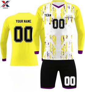 ชุดทีมฟุตบอลน้ำหนักเบาและสวมใส่สบาย เสื้อเจอร์ซีย์โพลีเอสเตอร์ 100% แขนสั้น เนื้อผ้าระบายอากาศได้ดี สำหรับผู้ใหญ่ทุกเพศ รับผลิตแบบ OEM - Product Image 6