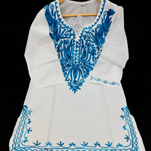 Kurti de algodón para mujer con bordado geométrico Kashmere Top corto estilo informal sin mangas para la temporada de primavera y otoño - Product Image 1