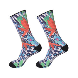 Vente en gros de chaussettes de football au Pakistan antidérapantes avec logo personnalisé chaussettes de football blanc Reg vert bleu chaussettes de football hautes - Product Image 6