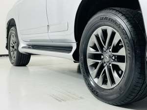 L_ex_us G X 460 AWD 2019 / Disponible para la venta con bajo kilometraje / Motor de gasolina, coche usado en buen estado y sin accidentes ni problemas. - Product Image 6