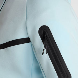 Veste coupe-vent respirante à capuche pour homme avec poche multifonction - Product Image 5