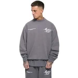 เสื้อสเวตเตอร์คอกลมขนาดใหญ่ลาย Time flies ผ้าคอตตอนผ้าฟลีซสวมใส่สบายสบายสไตล์สตรีทเสื้อมีโครงทนทานทันสมัย - Product Image 1