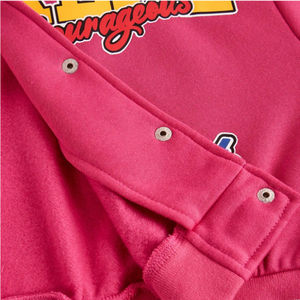 Chaqueta Varsity Acolchada Corta para Mujer, Diseño de Béisbol, con Parches Bordados, de Felpa de Algodón Tejido de Primera Calidad, Resistente al Viento - Product Image 5