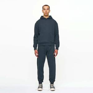 Warm Mens Heavyweight Fleece Dark Green Sweatsuit Conjunto de suéter y pantalones de chándal gruesos y aislados, diseñado para ropa informal - Product Image 1