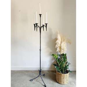 Portavelas creativo de mano, soporte de vela hecho a mano de hierro con acabado negro, soporte de vela antideslizante para casa de campo - Product Image 3