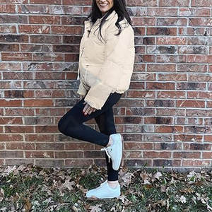 Veste matelassée courte pour femmes en gros, col montant, hiver, chaude, matelassée, tendance, beige - Product Image 3