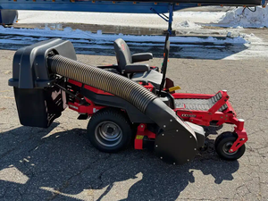 เครื่องตัดหญ้าแบบ Zero Turn ยี่ห้อ Gravely รุ่น 915206 ปี 2016 ขนาด 28V ขับเคลื่อนด้วยตัวเอง เครื่องยนต์ 4 จังหวะ ระดับอุตสาหกรรม พร้อมถุงเก็บหญ้า - Product Image 6