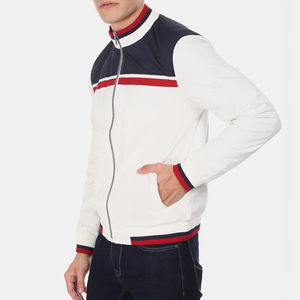Blouson aviateur pour homme au design minimaliste, conçu pour un style extérieur épuré, isolation équilibrée et port quotidien facile. - Product Image 1
