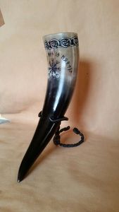 Cuerno para beber vikingo hecho a mano de cuerno Real Natural de la mejor calidad de tradición pulida con la mejor calidad hecho por exportación desde la India - Product Image 6