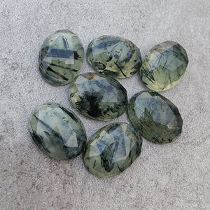 Pierres précieuses naturelles de Prehnite de qualité AAA + Rutile ovale Checker Cut dos plat vert calibré vente en gros toutes les tailles disponibles - Product Image 5